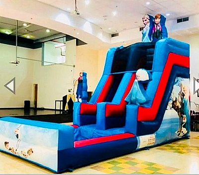 מגלשת מים אנה ואלזה