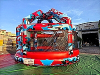 מתנפח ישרדות/הפל אותי