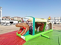 מסלול מכשולים דינזאורים